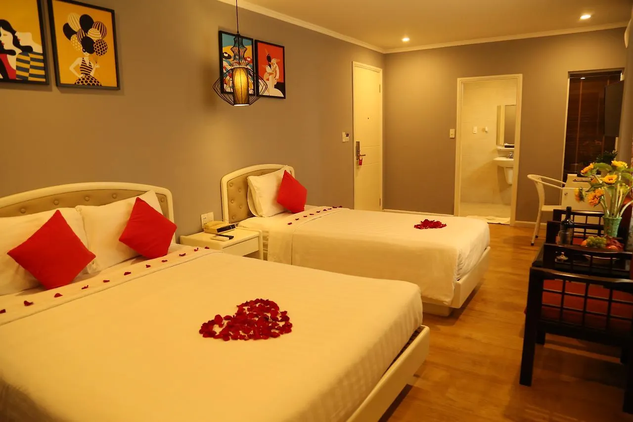 Kaka Hotel Han River Da Nang