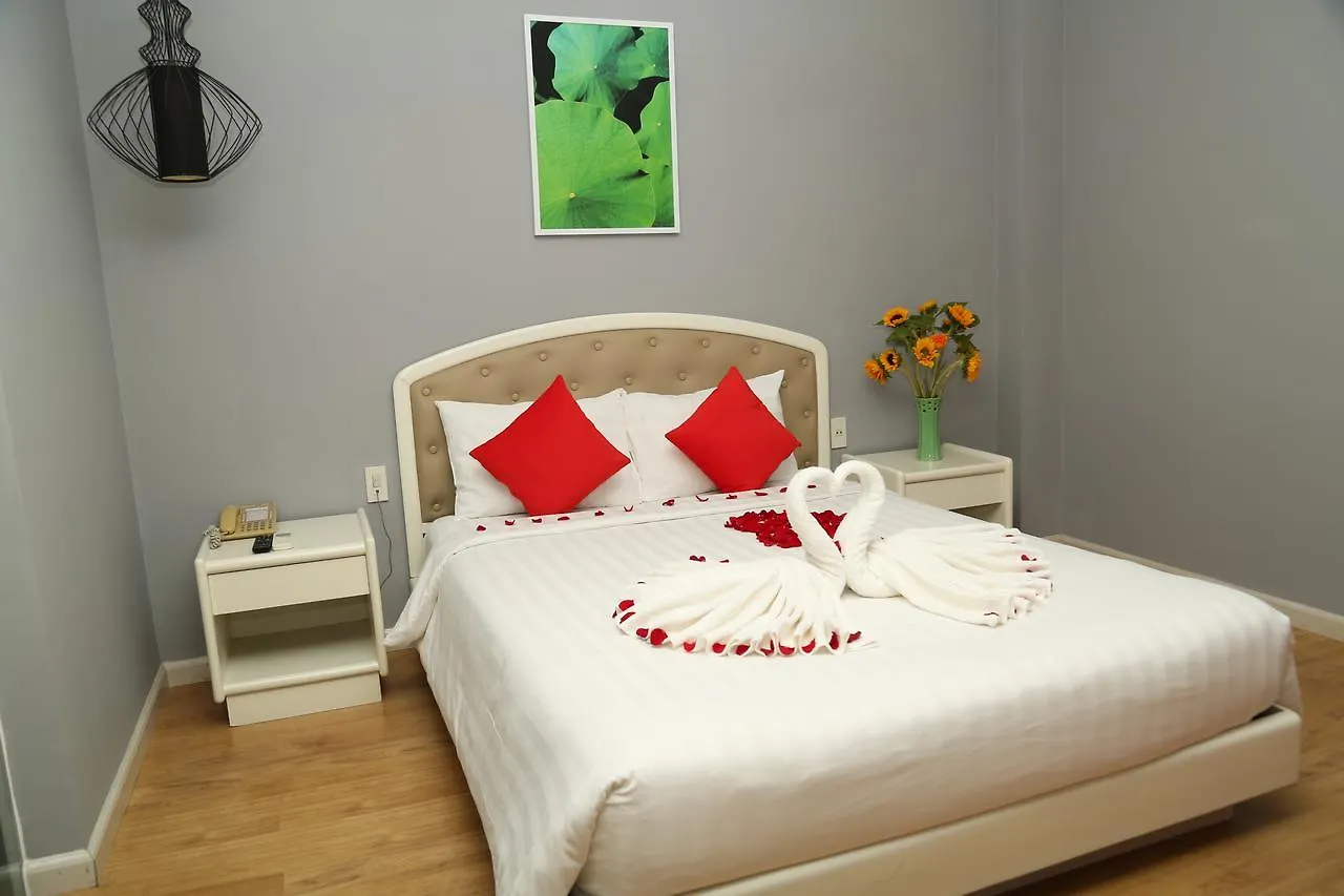 Kaka Hotel Han River Da Nang 3*,  Vietnam