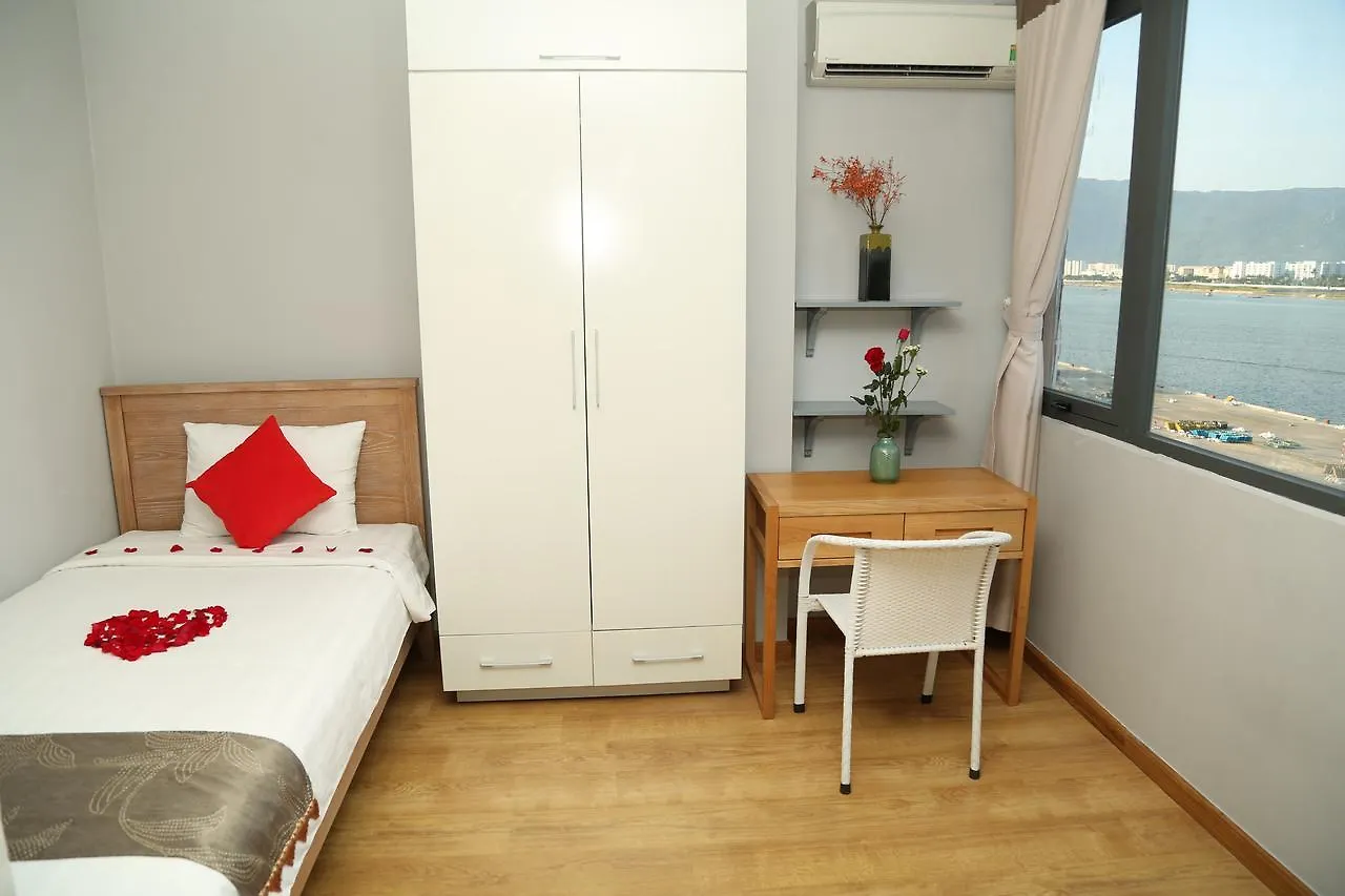 Kaka Hotel Han River Da Nang